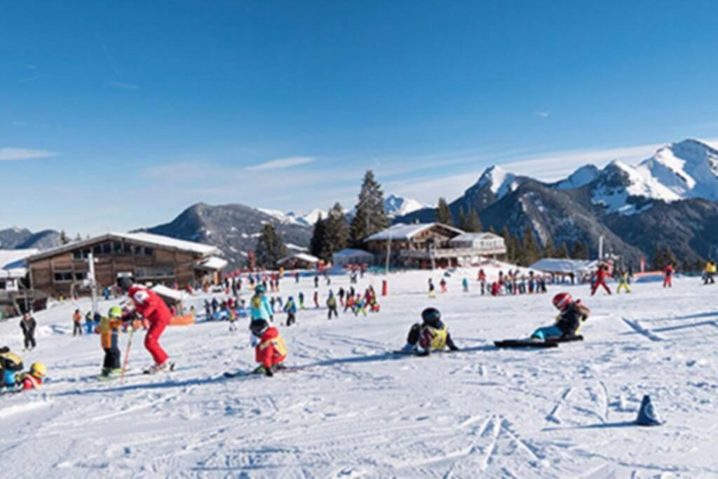 Saint-Jean-dʼAulps Le Relai S31 - Grand Et Lumineux Studio Avec Coin Montagne 4-6 Pers, Tout Equipe, Avec Wifi, A 30M Des Pistes Avec Un Grand Balcon, Draps Non Compris מראה חיצוני תמונה